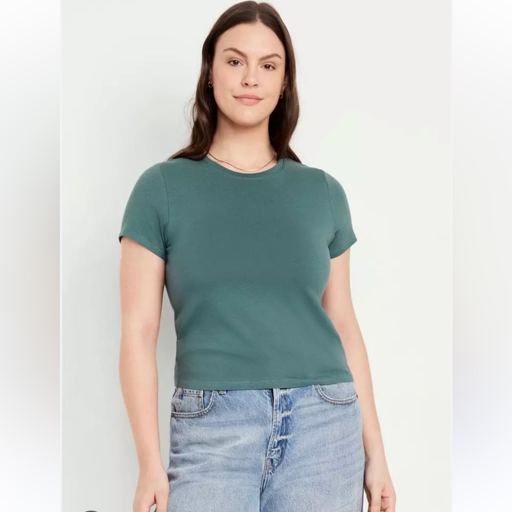 Old Navy Bestee Crop T-Shirt